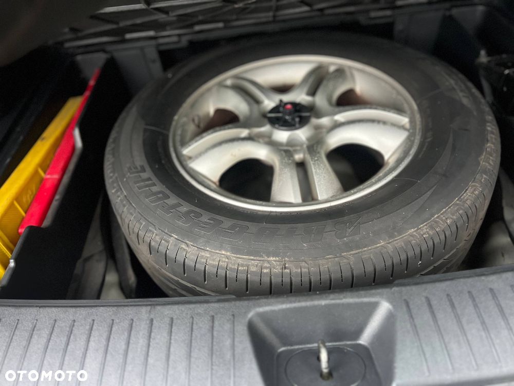 Kia Sportage 2.0 CRDI EX - 16