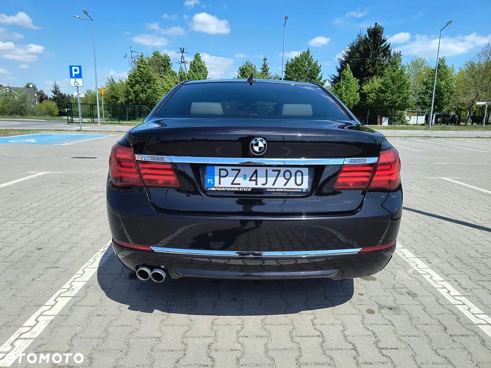 BMW Seria 7 730d - 17