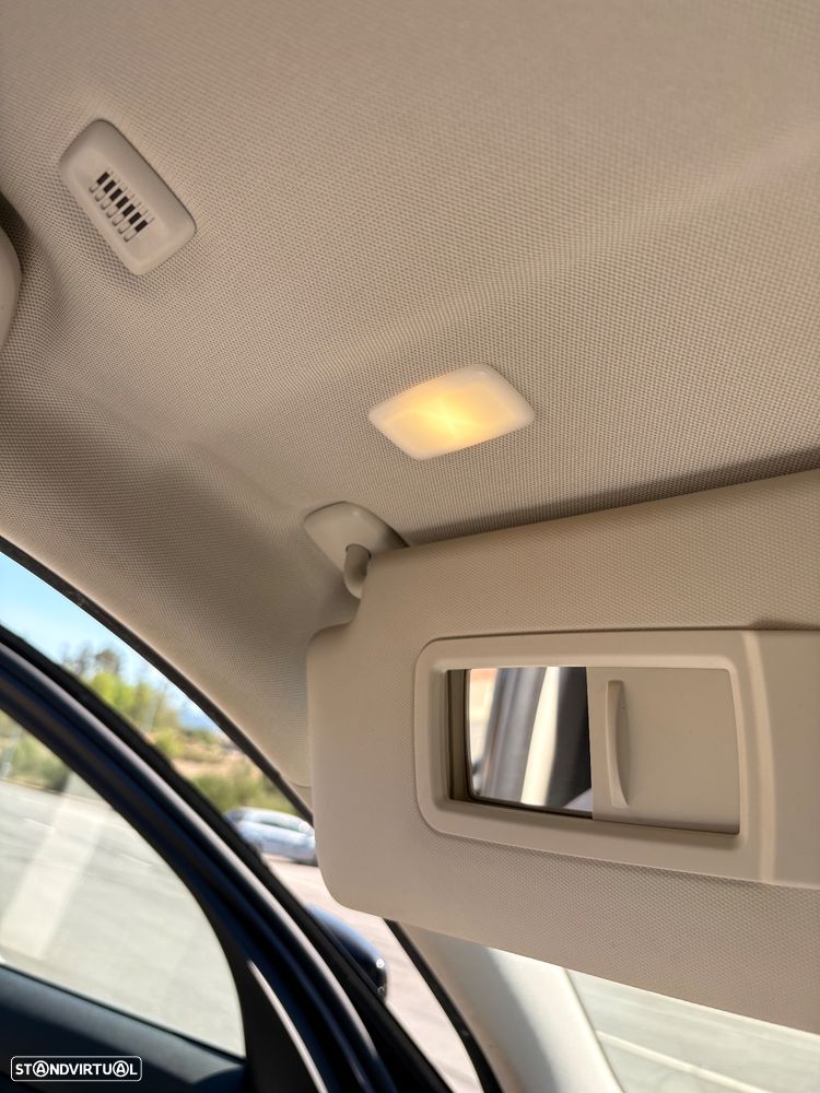 BMW 330 e Corporate Edition Auto - 27