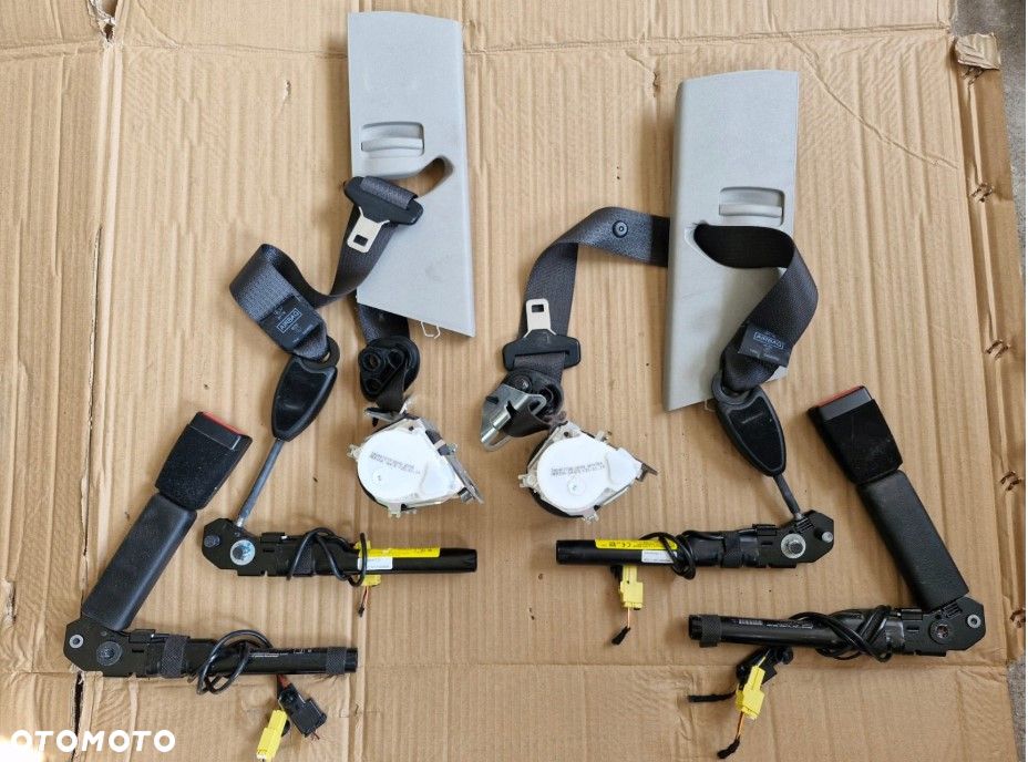 Pasy napinacze dopinacze Opel Meriva B II LIFT ORYGINAŁ 2014r