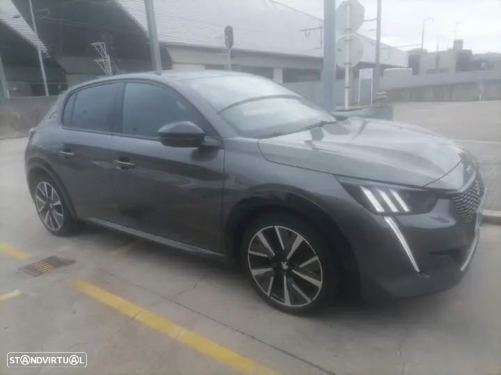 Peugeot 208 1.5 BlueHDi GT Line - 5