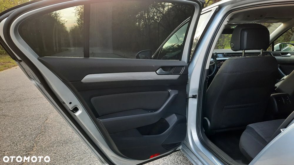 Volkswagen Passat 1.5 TSI EVO Business DSG - 31