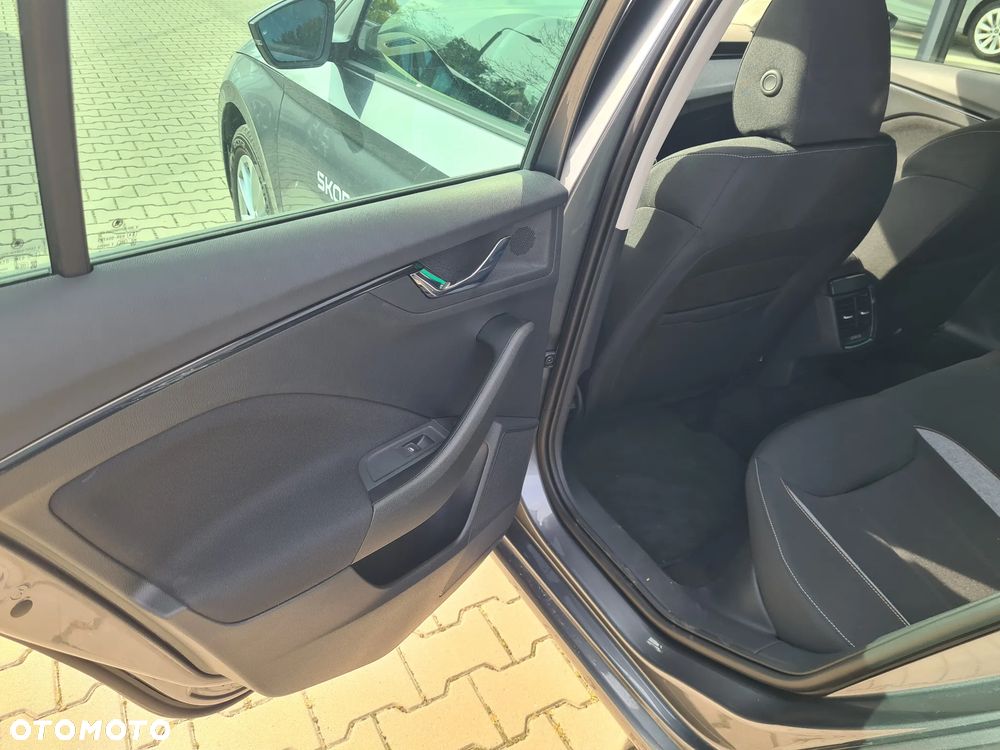 Skoda Scala 1.0 TSI Drive DSG - 12