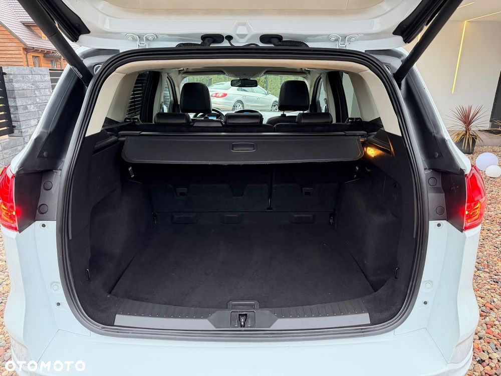 Ford Kuga 2.0 TDCi FWD Titanium Plus - 10