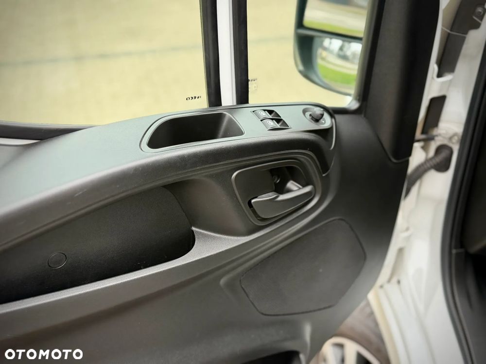 Iveco 35S17 - 15