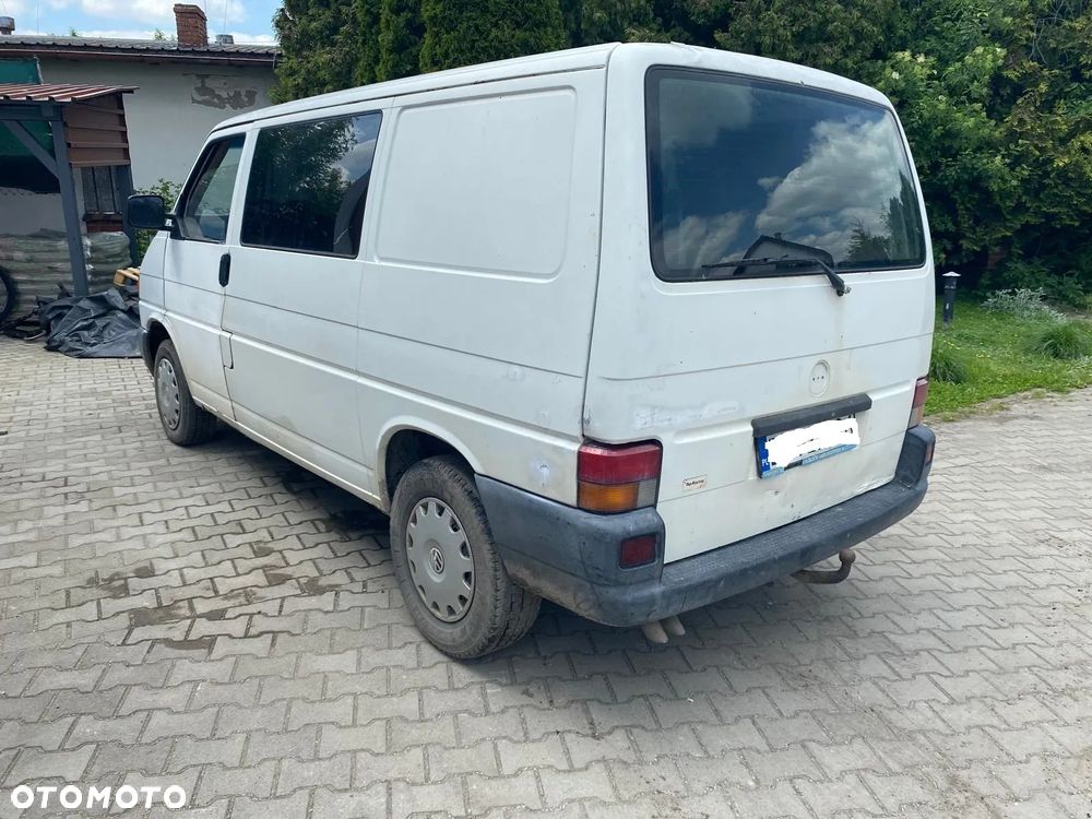 Volkswagen Transporter - 2