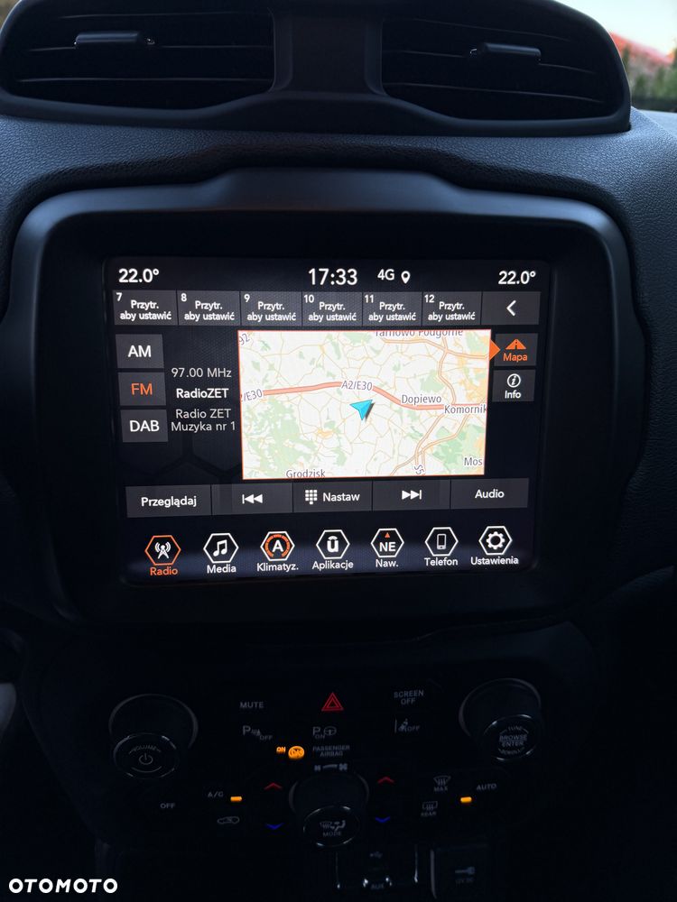 Jeep Renegade 1.5 GSE T4 48V e-Hybrid Upland - 23