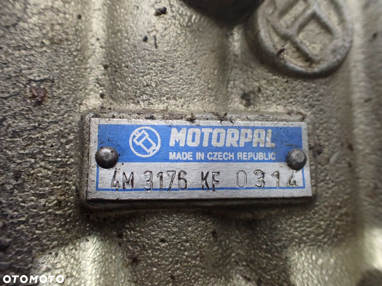 POMPA WTRYSKOWA POMPA OLEJU FS LUBLIN LUBLIN II 0554 4M3176 - 10