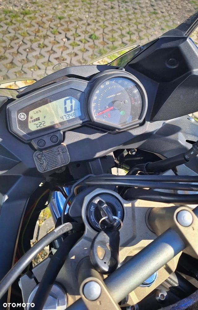 Yamaha XJ - 7
