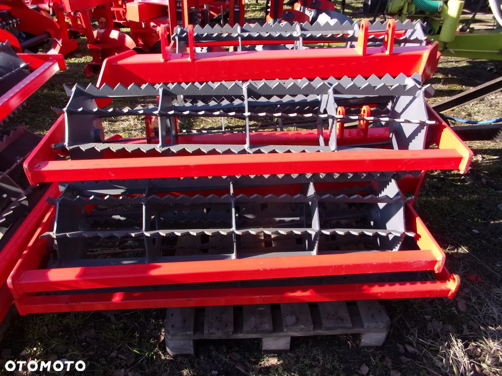 Bomet Agregat zębowy uprawowo-przedsiewny 3,2m 3,6m 4,2m 5,0m Euro-Masz, Metanga, Agregat zębowy uprawowo-siewny Metanga, Agro-Masz, Euro-Masz - 16