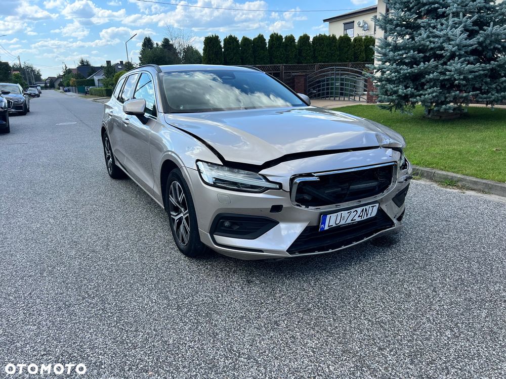 Volvo V60 B4 D Momentum Pro - 6