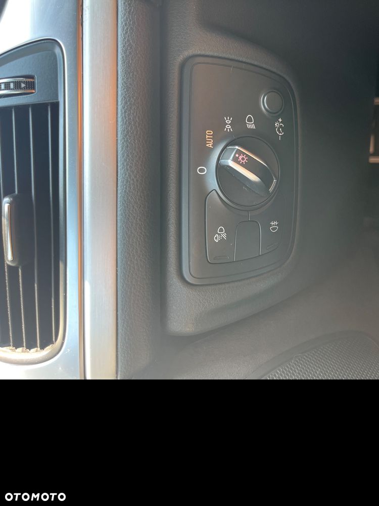 Audi A6 Avant 3.0 TDI Quattro S tronic - 25