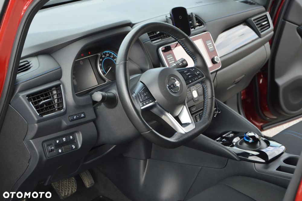 Nissan Leaf 40kWh N-Connecta - 25