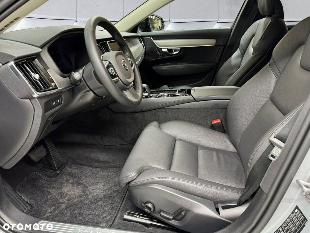 Volvo V90 - 5
