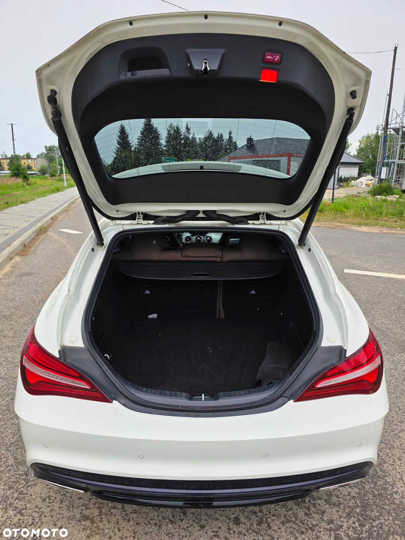 Mercedes-Benz CLA 250 4-Matic AMG Line - 10