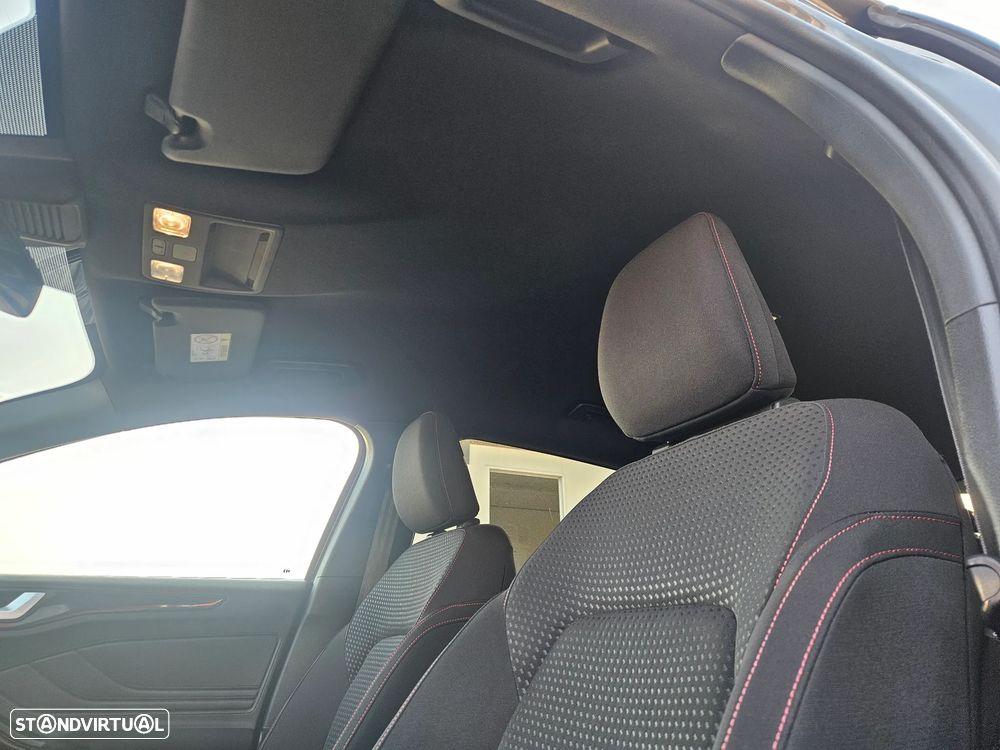 Ford Focus SW 1.0 EcoBoost ST-Line - 22