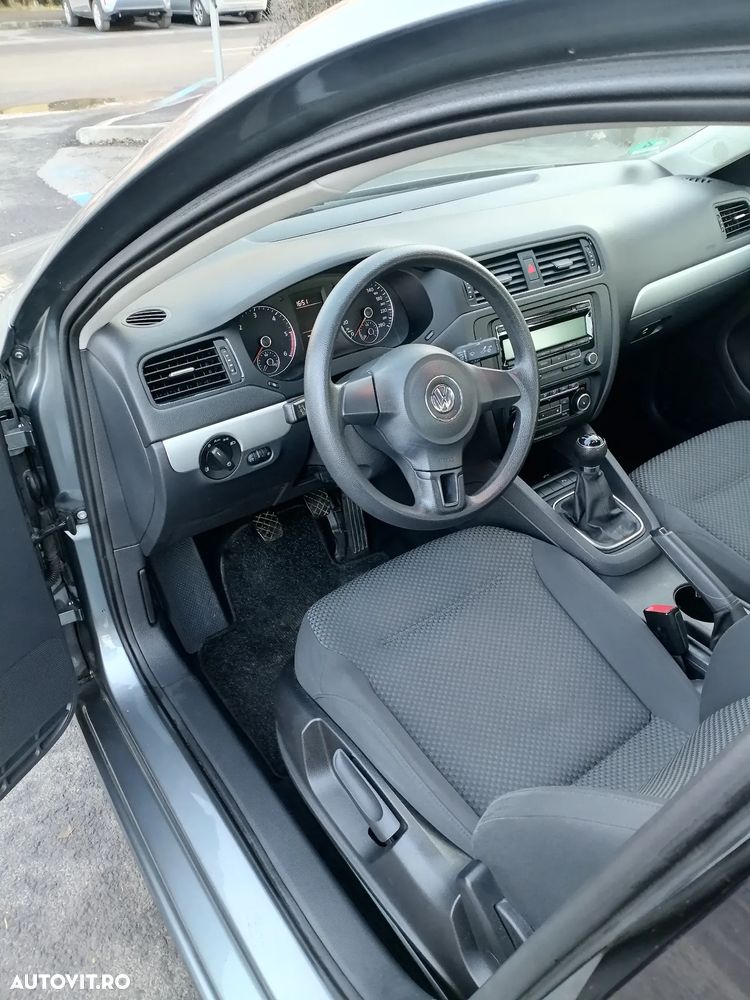 Volkswagen Jetta 1.6 TDI DPF Comfortline - 2