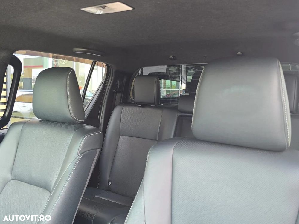 Toyota Hilux 2.4D 150CP 4x4 Double Cab AT Executive - 14