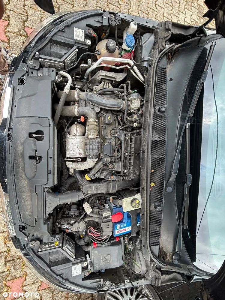 Peugeot 308 BlueHDi FAP 120 Stop&Start GT-Line Edition - 19
