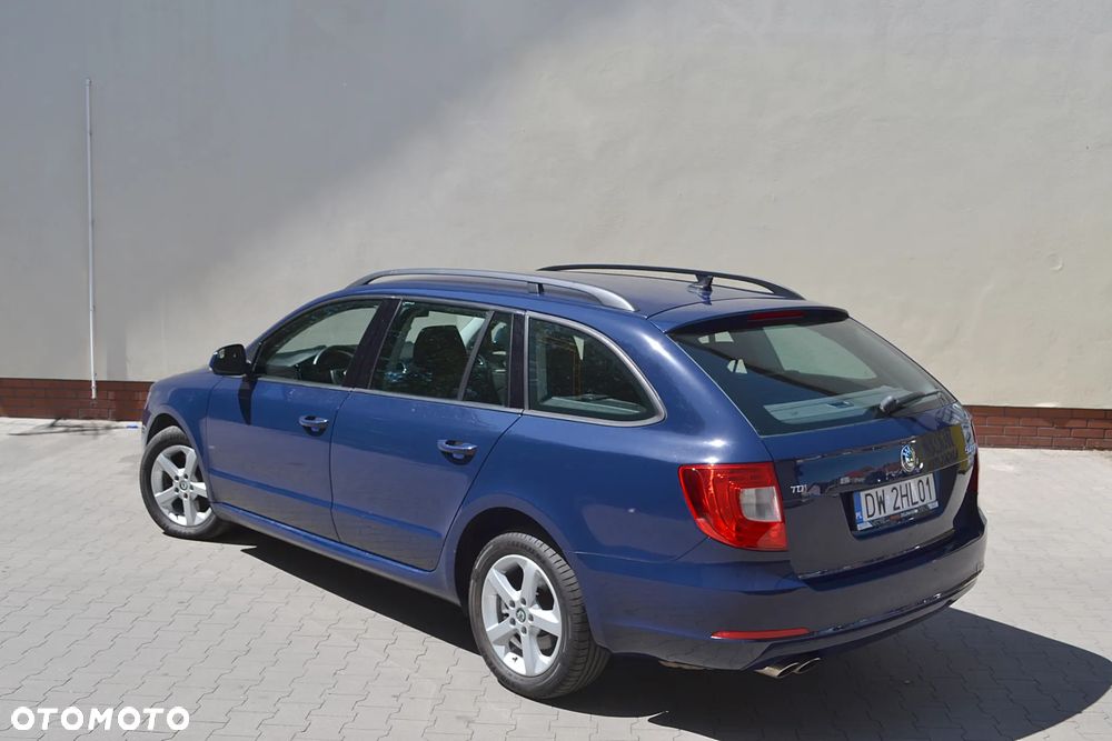 Skoda Superb 2.0 TDI Comfort - 8