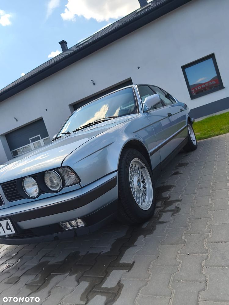 BMW Seria 5 520i - 3