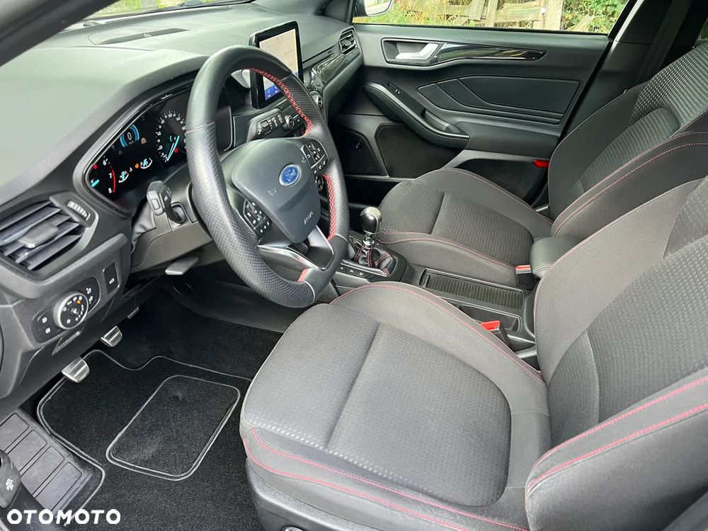 Ford Focus 1.0 EcoBoost STart-Stopp-System ST-LINE X - 21