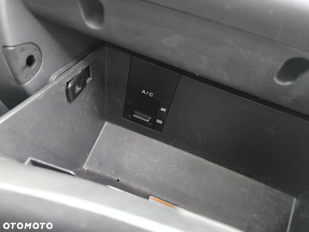 Hyundai i30 1.4 Classic + - 22