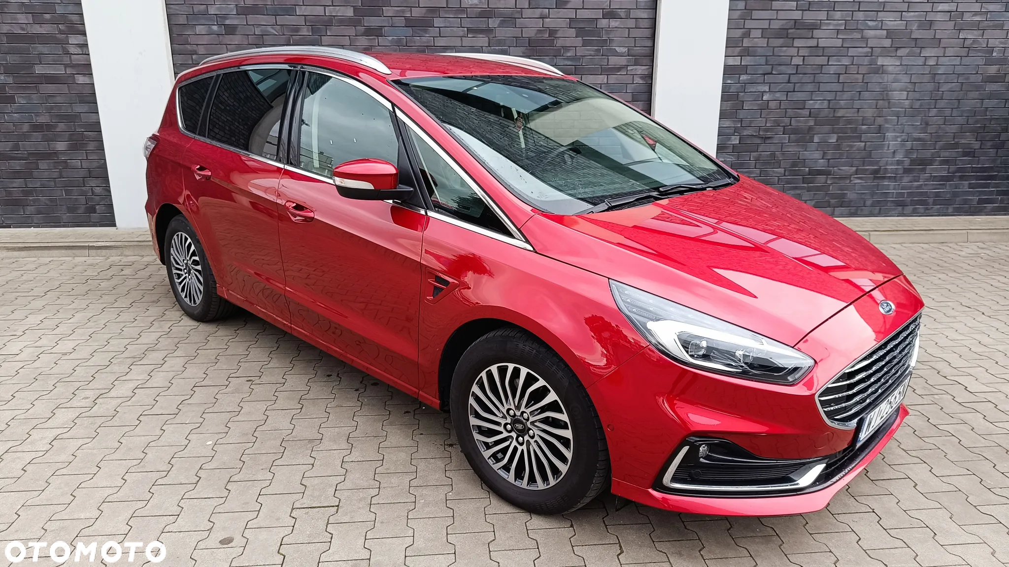 Ford S-Max 2.0 EcoBlue Titanium - 2