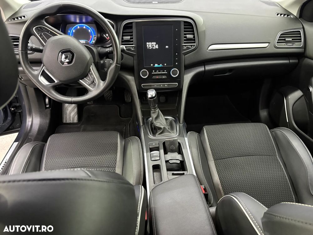 Renault Megane ENERGY TCe 130 BOSE EDITION - 7