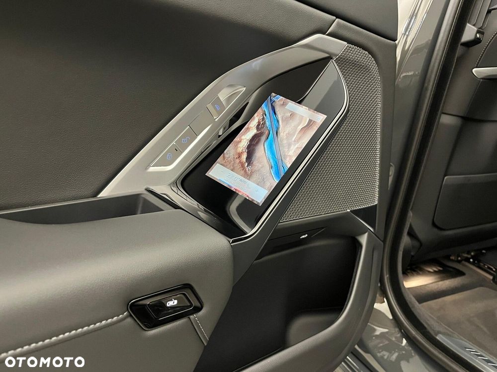 BMW Seria 7 - 29
