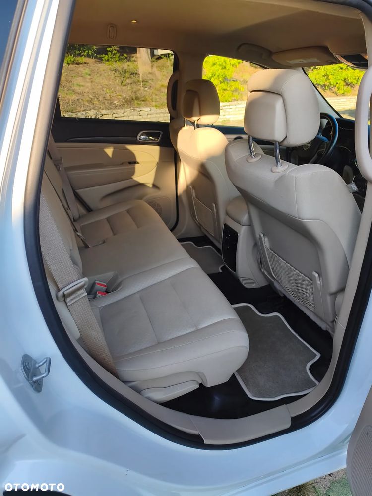 Jeep Grand Cherokee 3.6 V6 Laredo - 16