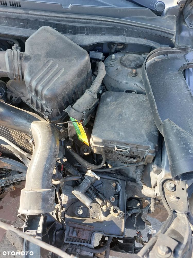 Hyundai I30 z 2012 r. na części 1,4 benzyna zderzak klapa szyby drzwi fotele belka  lampy tył - 6