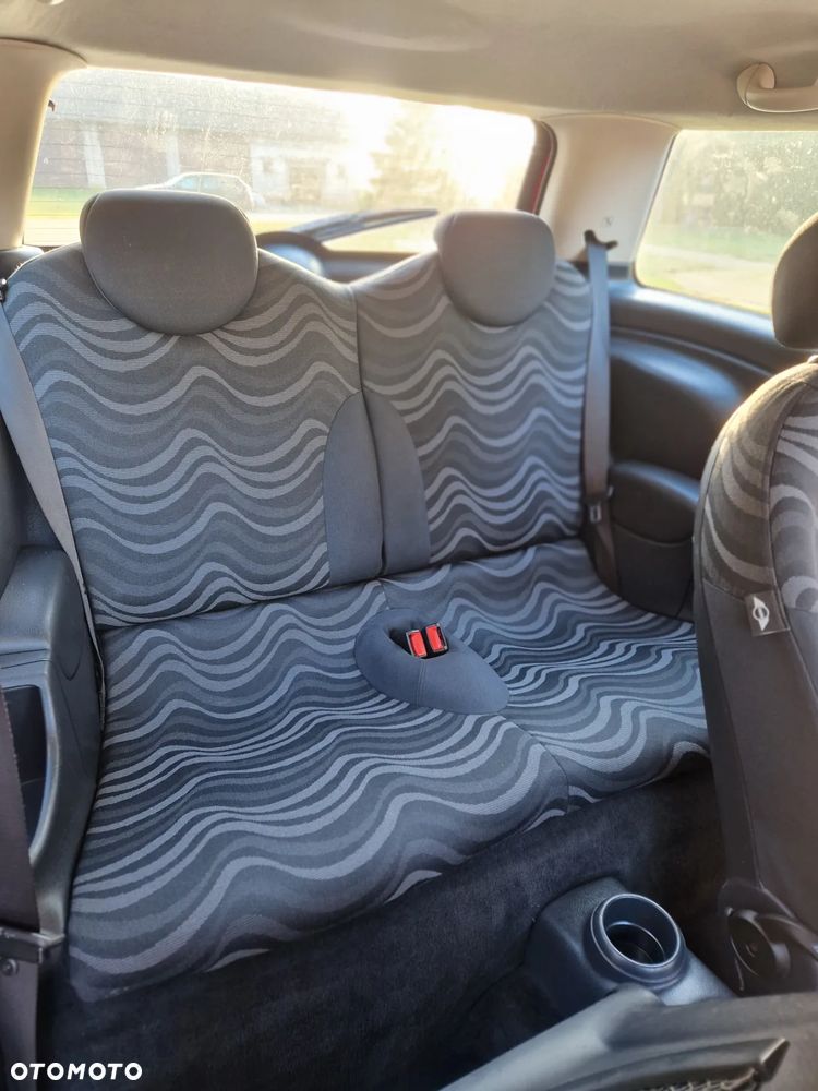 MINI ONE Sidewalk - 16