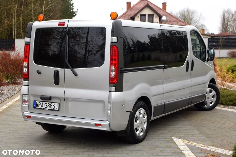 Renault Trafic Passenger FAP L2H1 Expression - 13