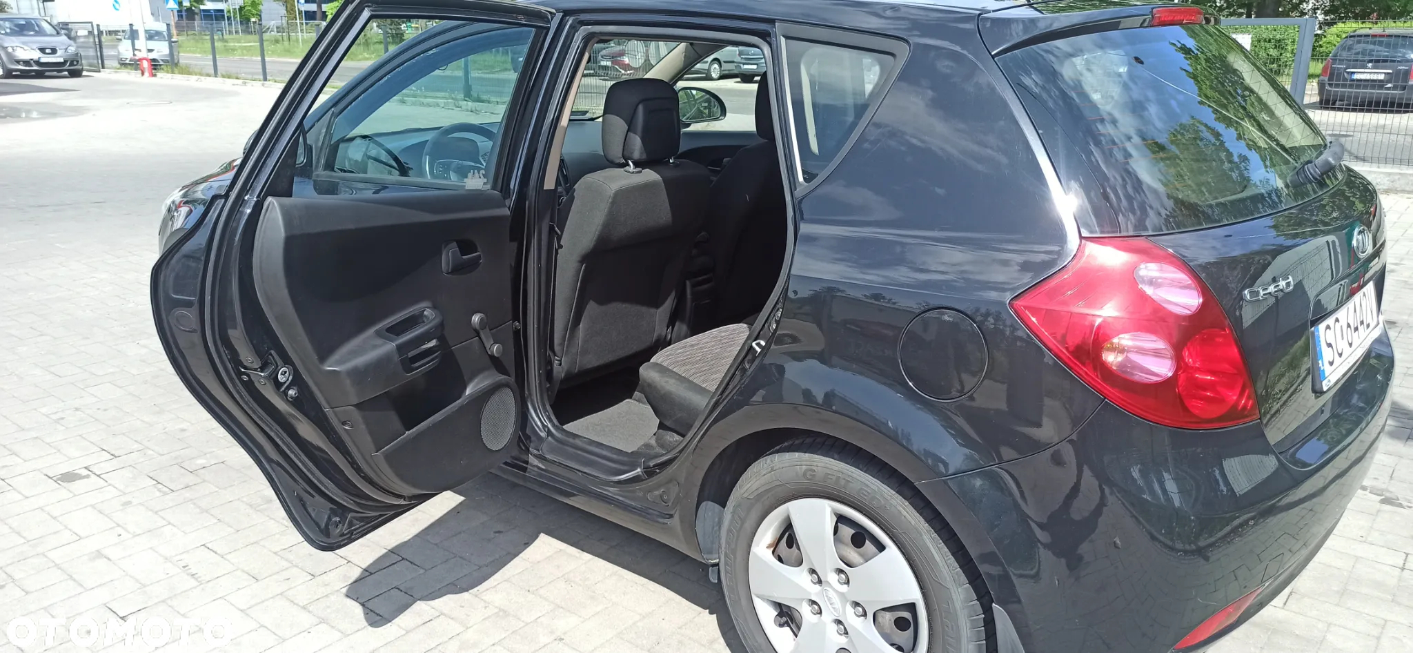 Kia Ceed - 14