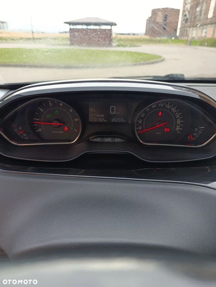 Peugeot 208 82 VTI Active - 8