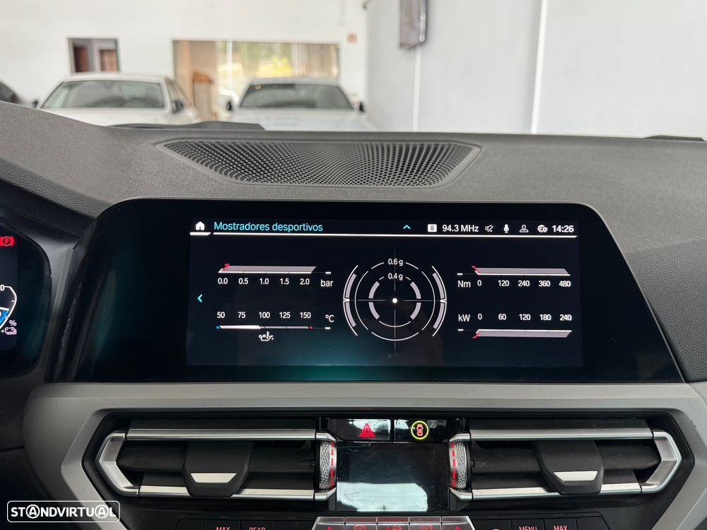 BMW 330 e Pack M Auto - 21