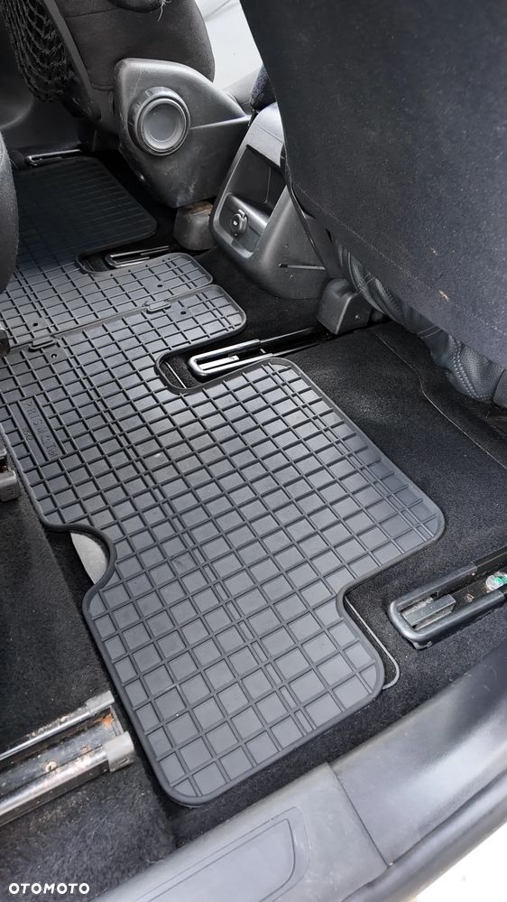 Citroën C4 Picasso - 13