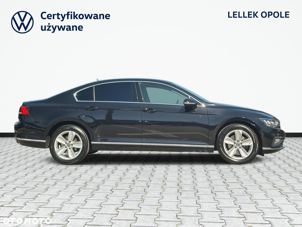 Volkswagen Passat - 5