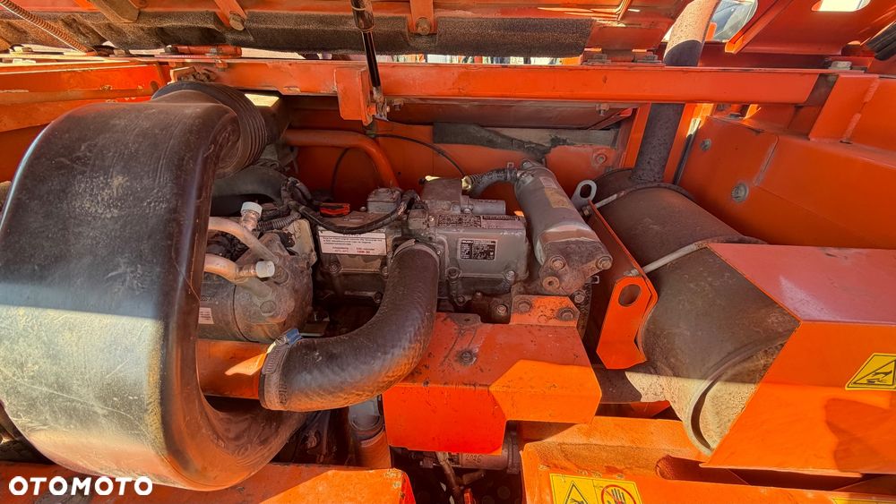 Hitachi ZX-85 USB LC - 11