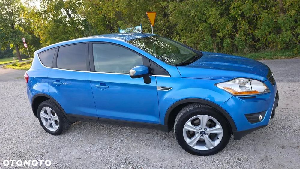 Ford Kuga - 10
