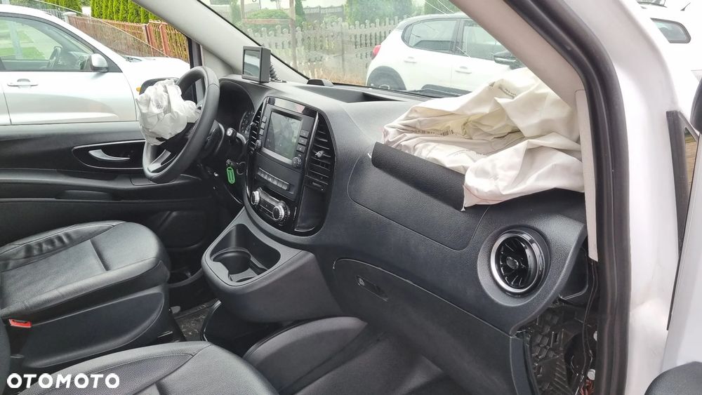 Mercedes-Benz Vito - 30