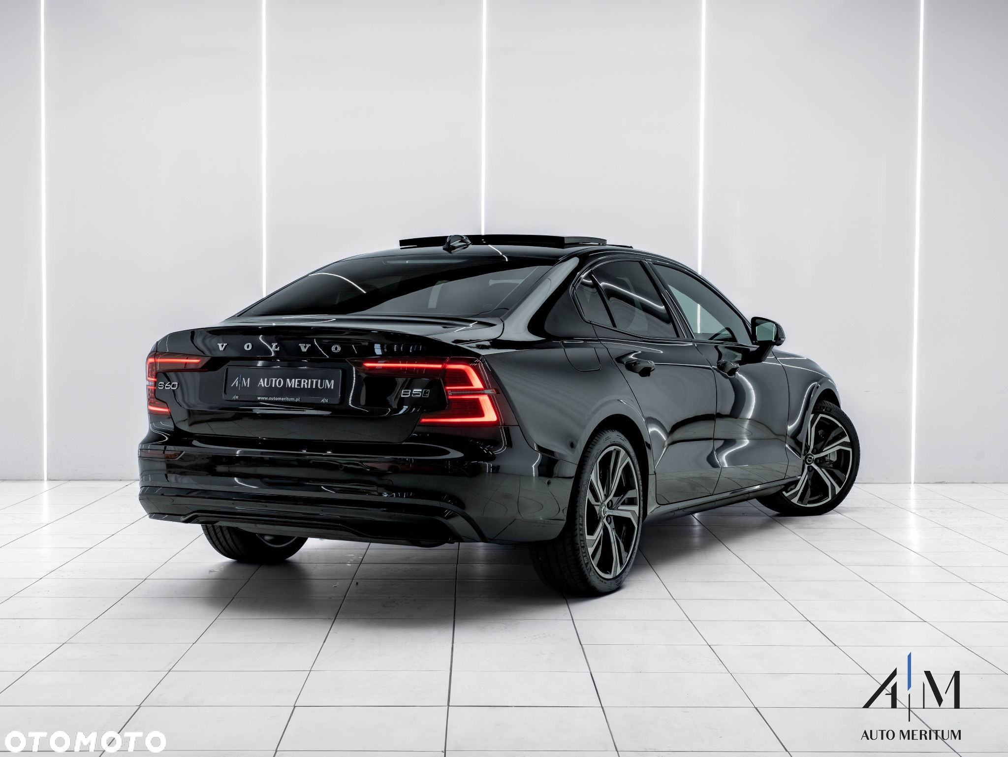 Volvo S60 B5 B AWD Ultimate Dark - 4