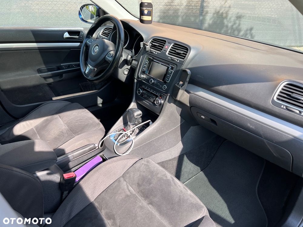 Volkswagen Golf 2.0 TDI DPF BlueMotion Technology DSG Comfortline - 36