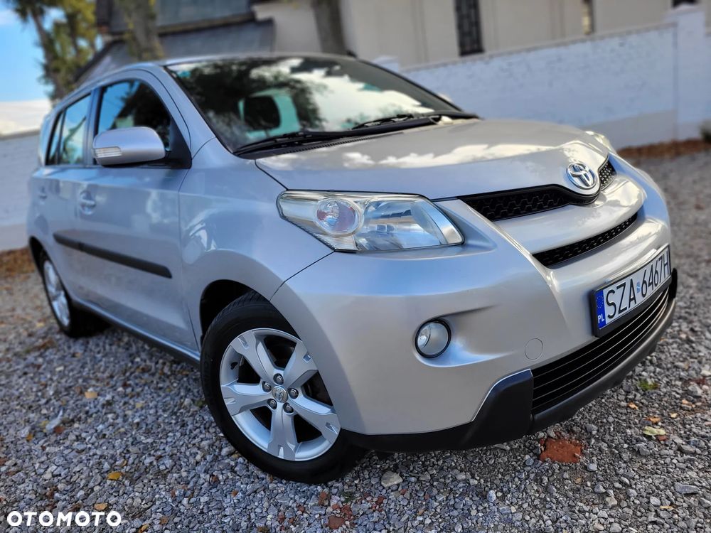 Toyota Urban Cruiser - 40