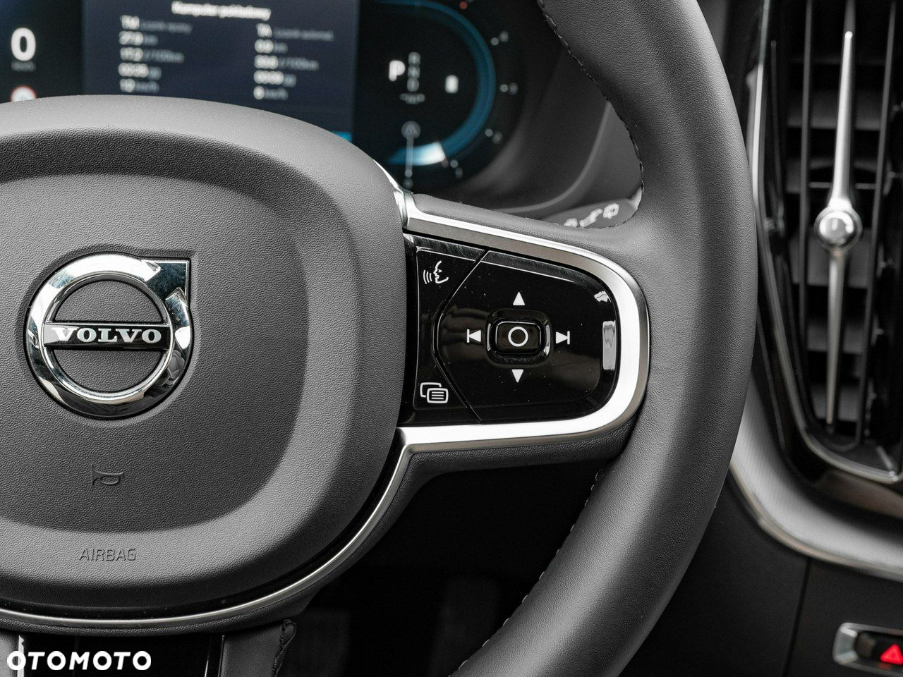 Volvo XC 60 - 18