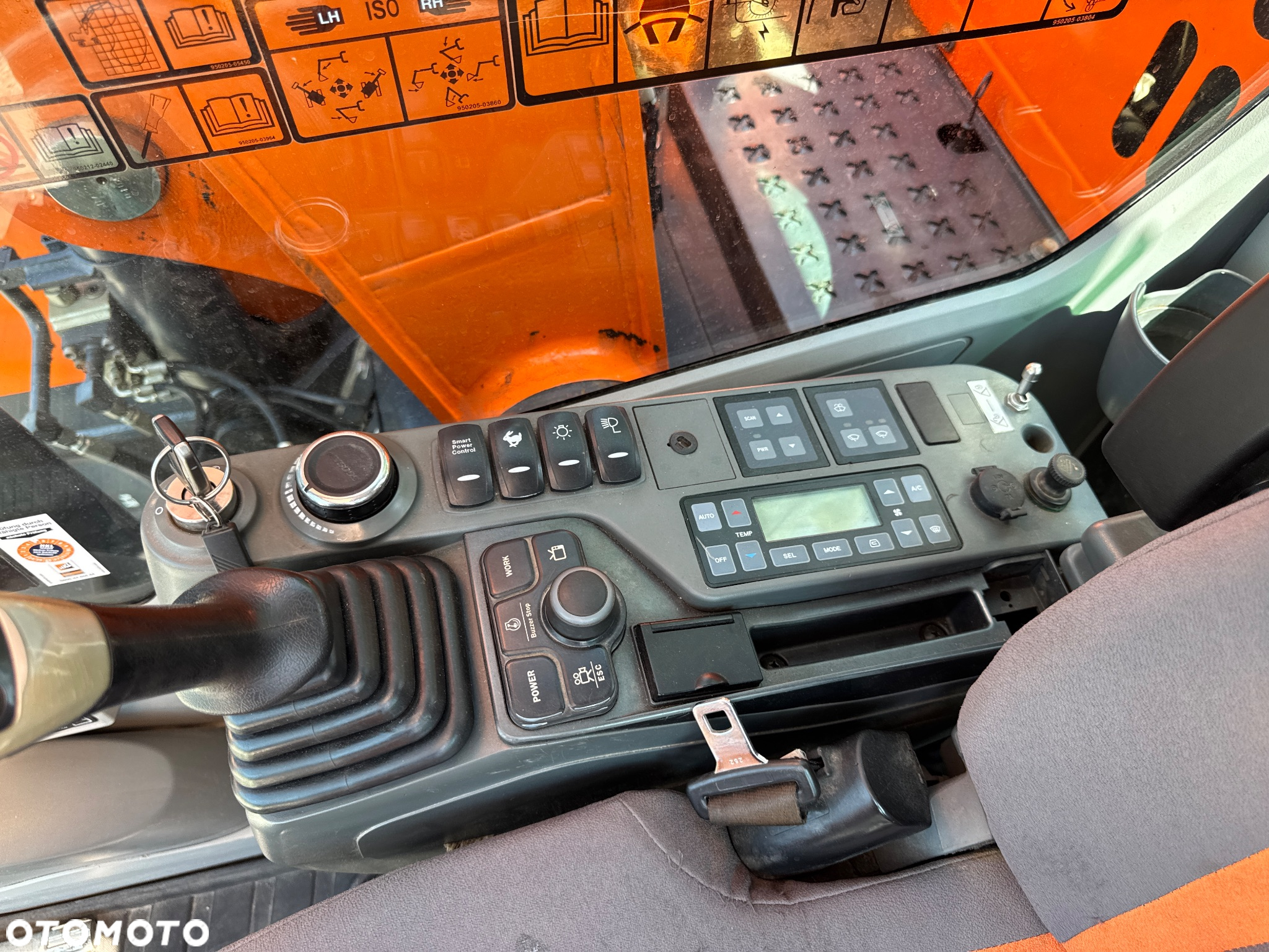 Doosan Koparka Gąsienicowa DX140 LCR-5 - 37