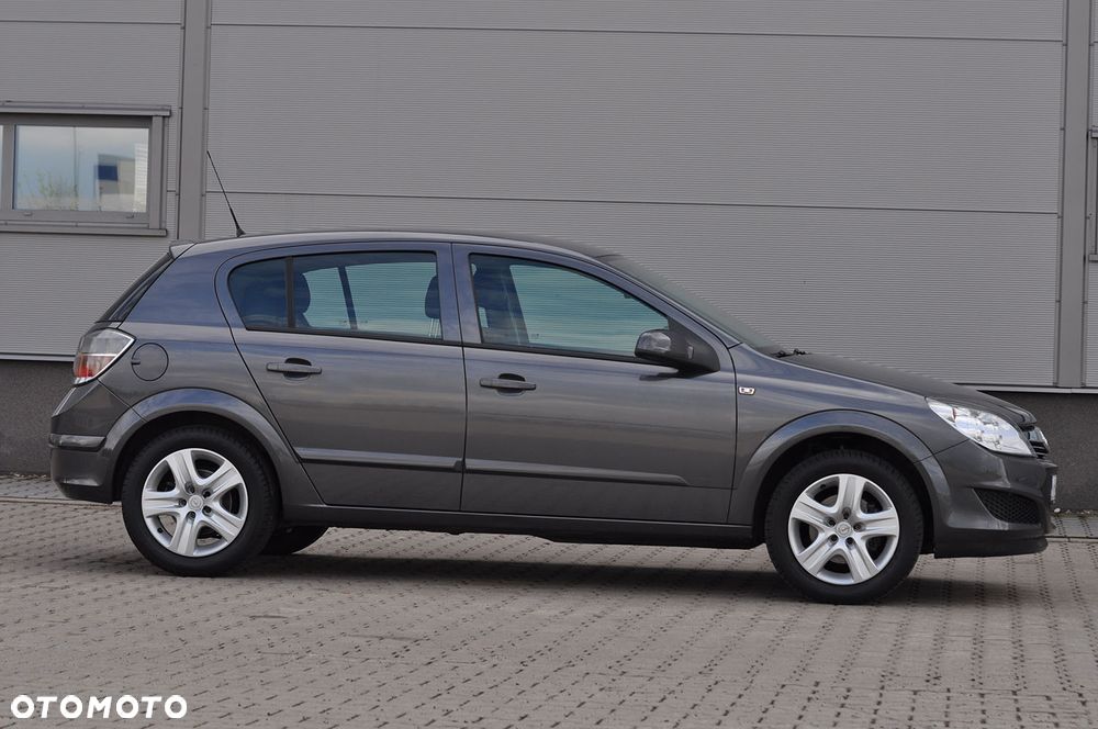 Opel Astra 1.6 Easytronic Edition - 12