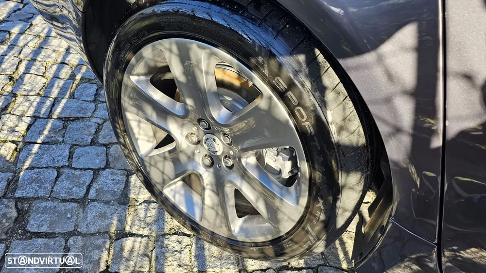 Jaguar XF 2.7 D V6 Premium Luxury - 22