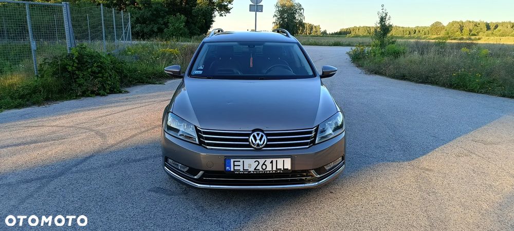 Volkswagen Passat 2.0 TDI Comfortline DSG - 6